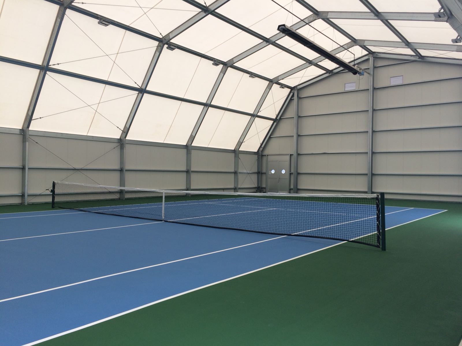 Tennis Sports halls Tents